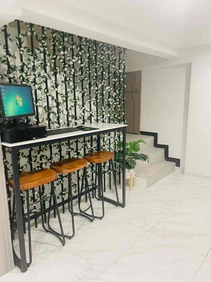 Nona Hotel, Bangkok Makkasan Екстериор снимка