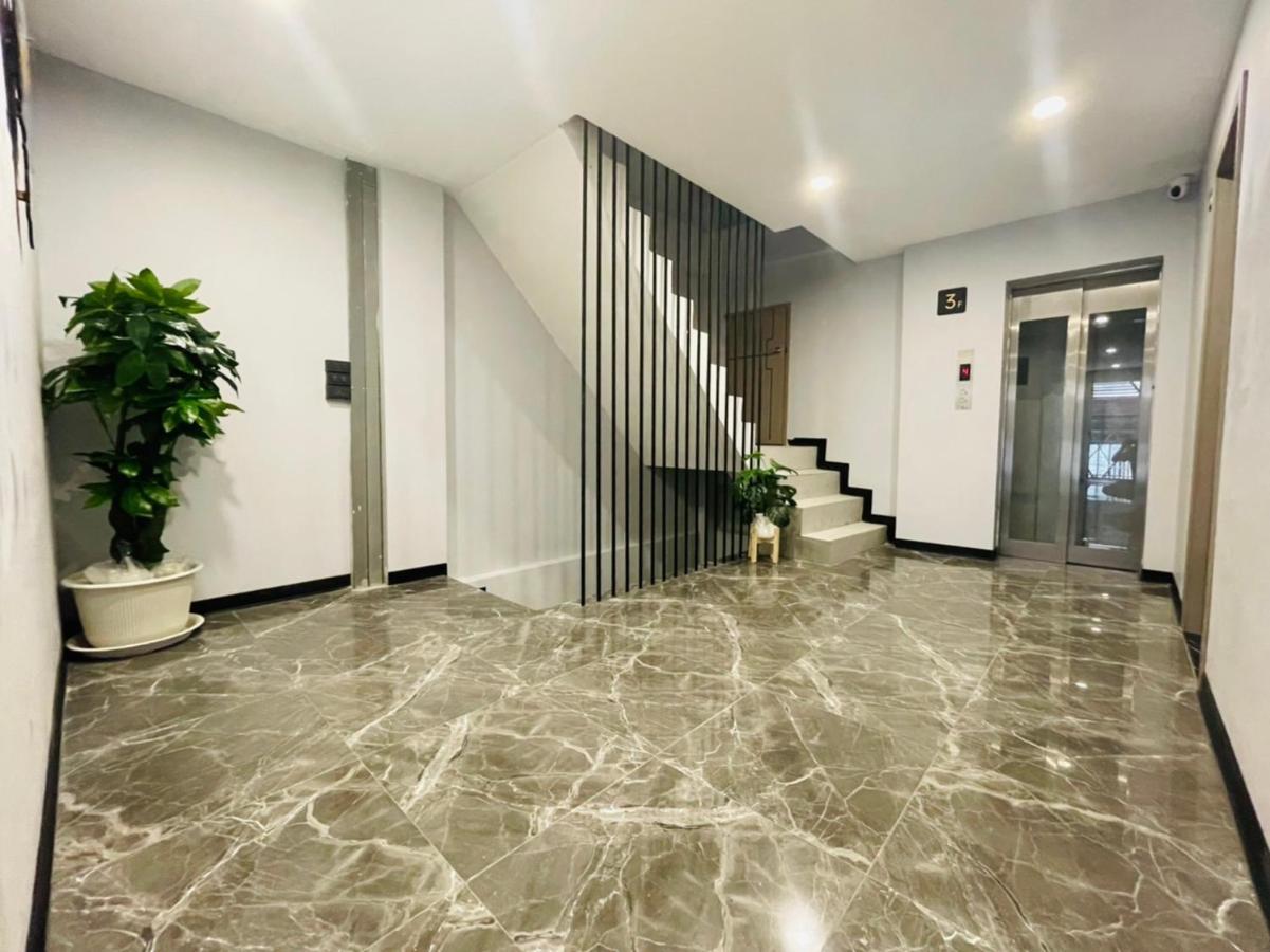 Nona Hotel, Bangkok Makkasan Екстериор снимка