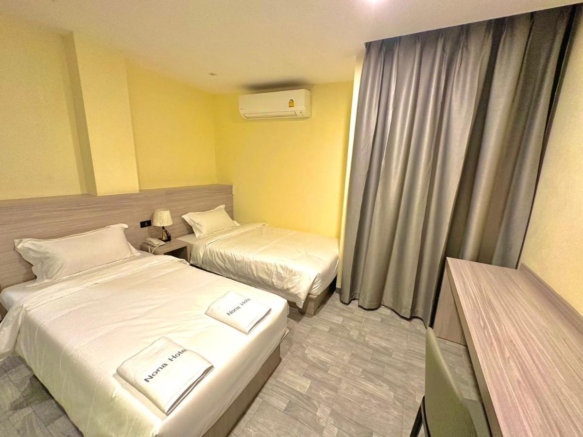 Nona Hotel, Bangkok Makkasan Екстериор снимка