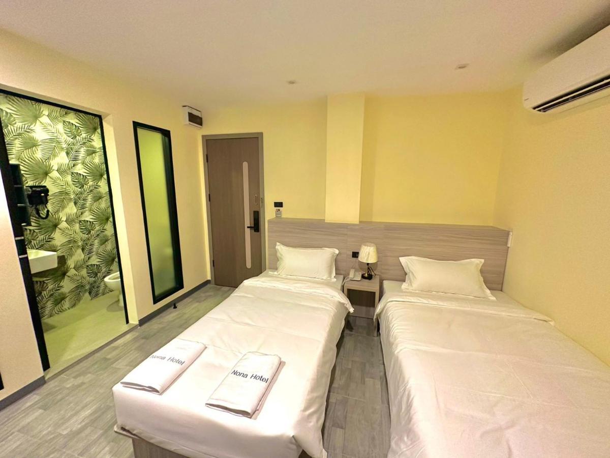 Nona Hotel, Bangkok Makkasan Екстериор снимка