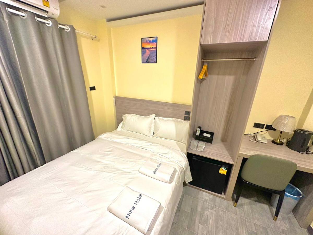 Nona Hotel, Bangkok Makkasan Екстериор снимка